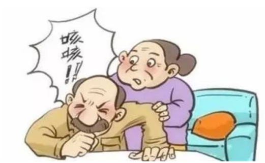 北京济和堂：老人猛咳后慢起身